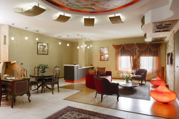 Ferdowsi International Grand (Hotel-e Bozorg-e Ferdowsi) (Teheran)